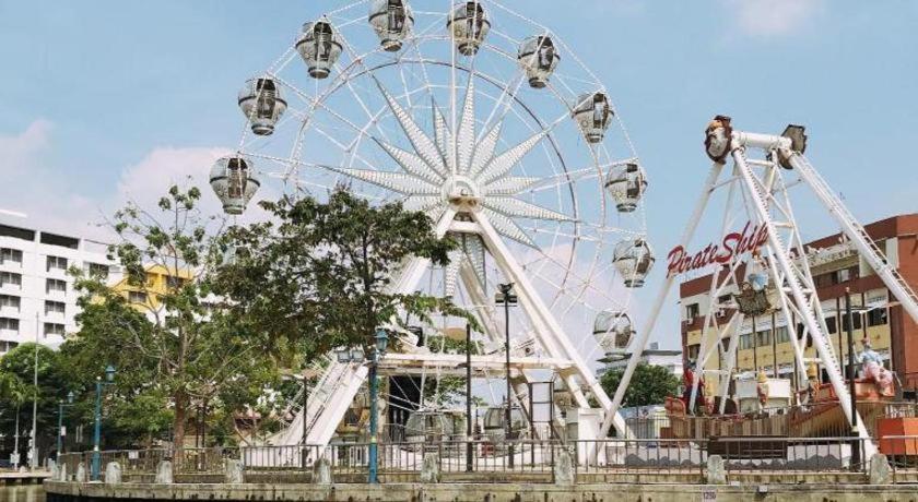 Hatten Place Melaka Exterior foto The Sky Dream Sagae